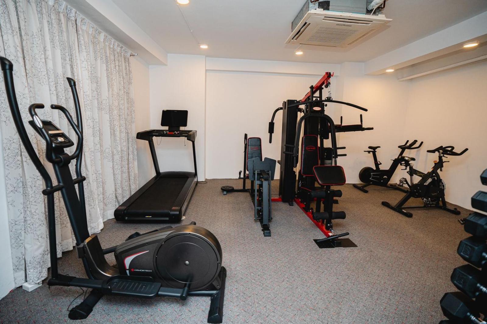 ראג'שאני Royal Raj Hotel מראה חיצוני תמונה