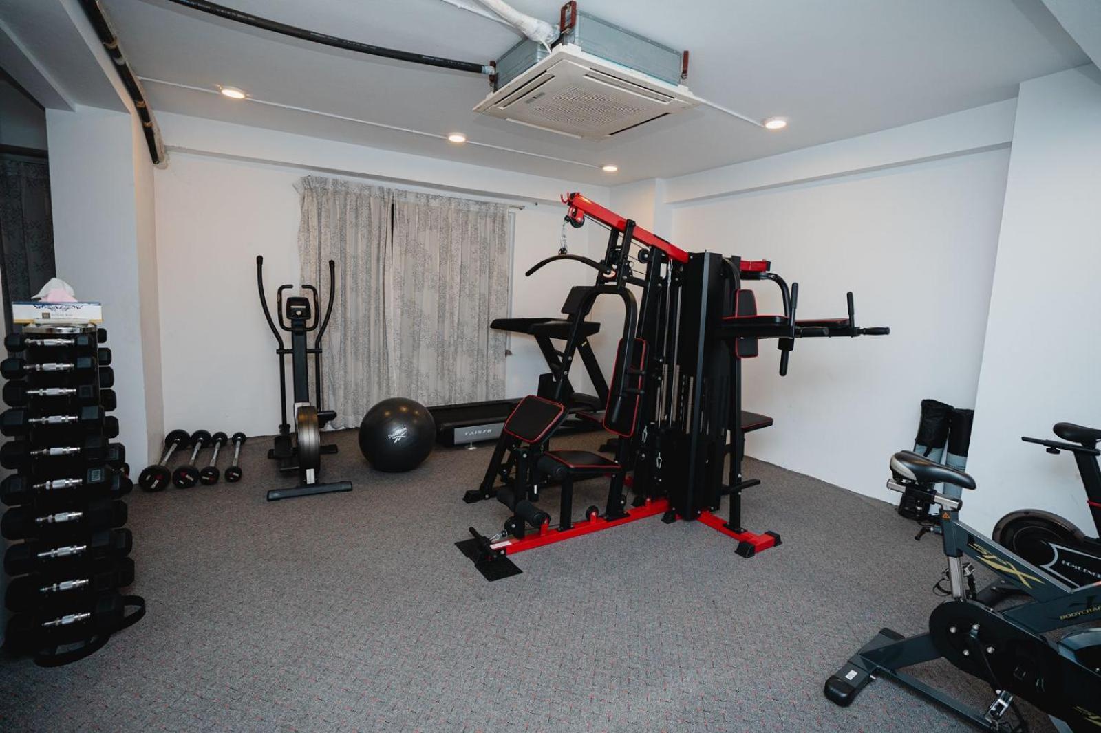 ראג'שאני Royal Raj Hotel מראה חיצוני תמונה
