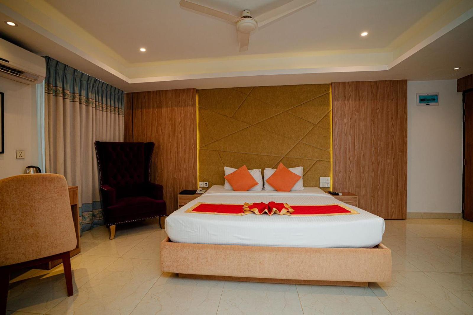 ראג'שאני Royal Raj Hotel מראה חיצוני תמונה